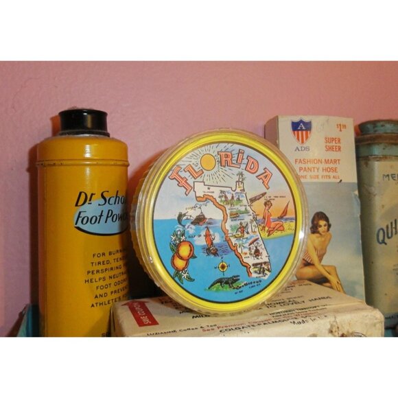 Vintage Florida Round Playing Cards in Celluloid Case souvenir full deck tiki - Picture 6 of 12